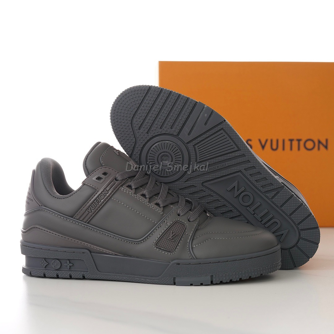 Louis Vuitton Trainer Sneaker