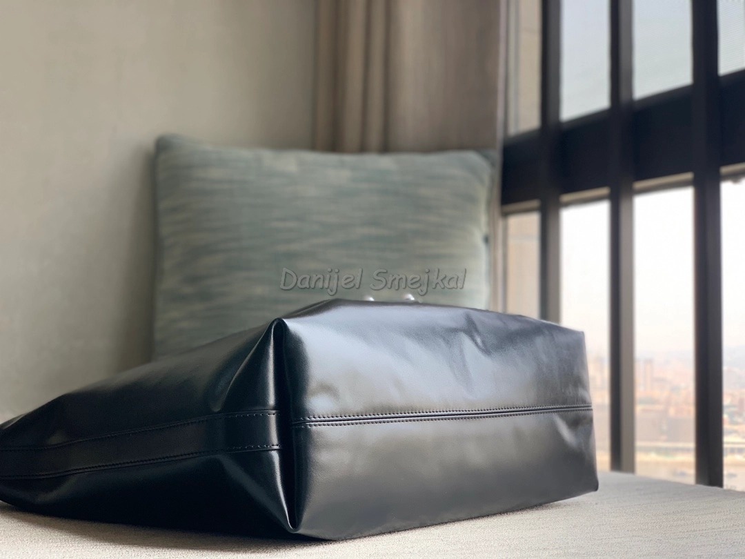 2025 Louis Vuitton Vagabond Hobo H35 Mens Bag M13986 38cm 