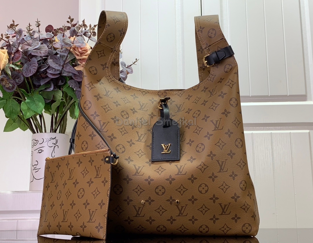 Louis Vuitton m46817 Atlantis GM Monogram Canvas 34cm