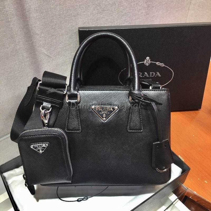 Prada Galleria Saffiano 23cm