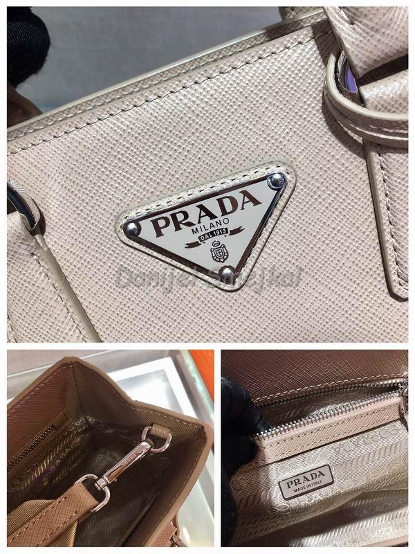 Prada Galleria Saffiano 23cm