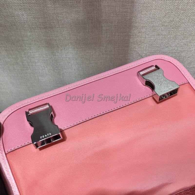 Prada Messenger 22cm