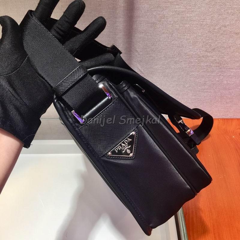 Prada Saffiano 32cm